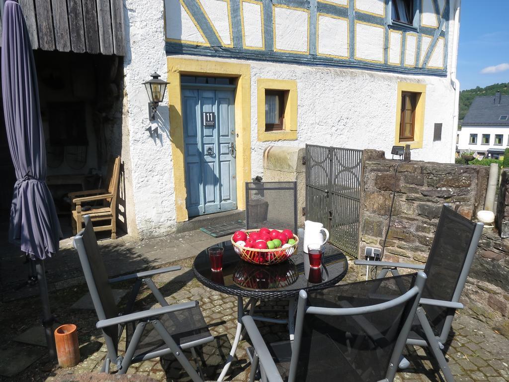 Ferienwohnungen Haus Hinneres Schalkenmehren Exterior photo
