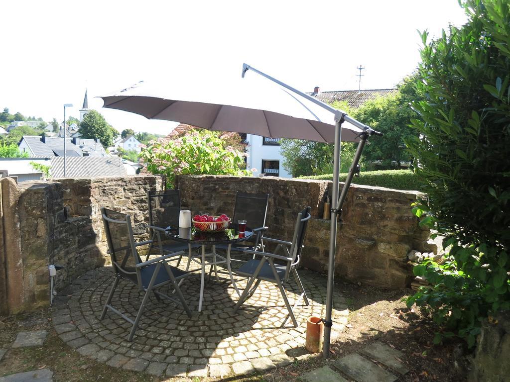 Ferienwohnungen Haus Hinneres Schalkenmehren Exterior photo
