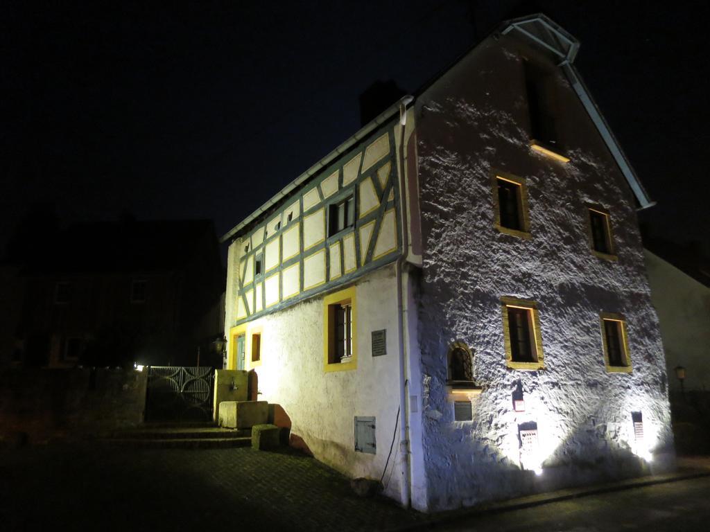 Ferienwohnungen Haus Hinneres Schalkenmehren Exterior photo